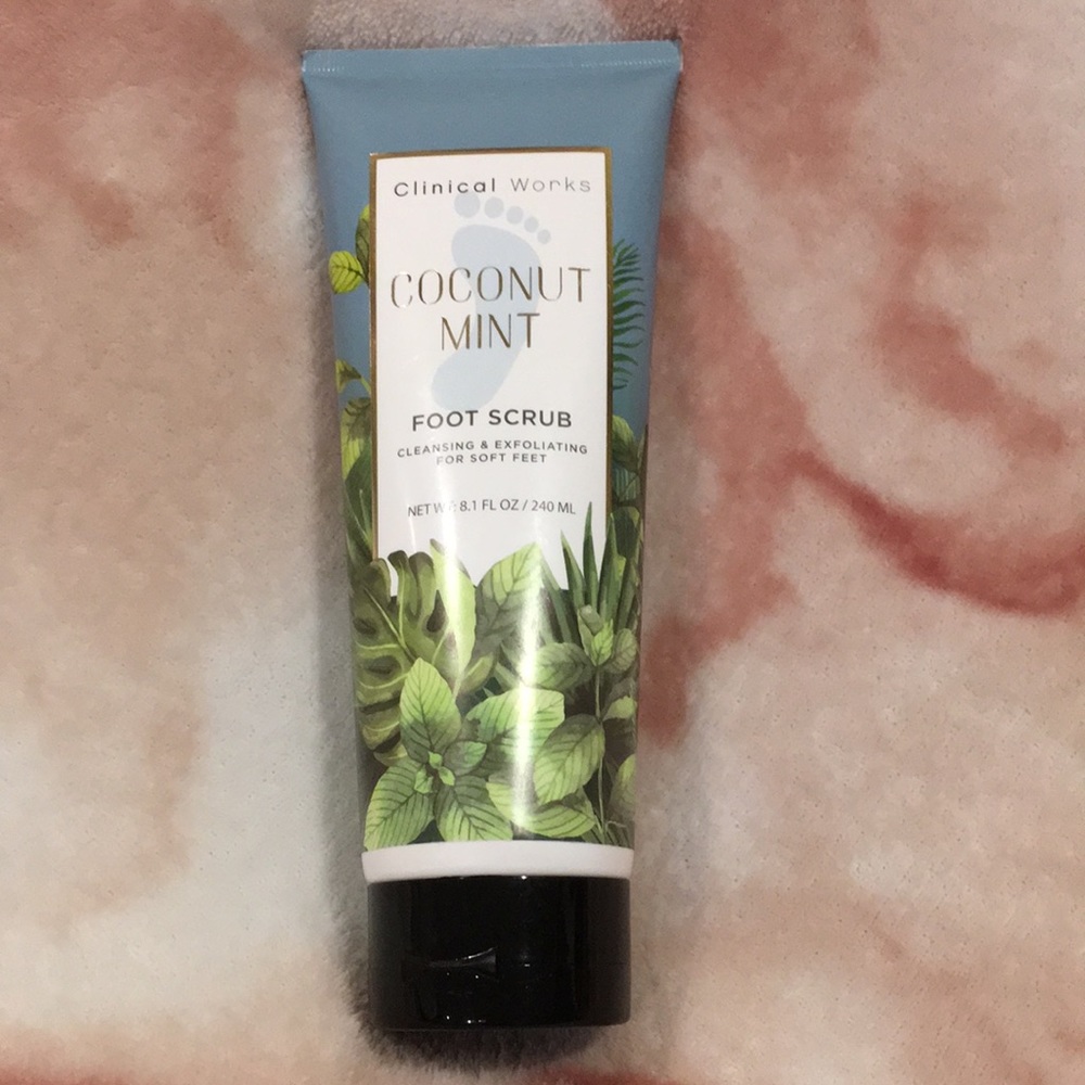 Coconut Mint Foot Scrub Clinical Works NWT 8.1oz